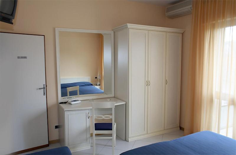Hotel Elizabeth Marina di Pietrasanta Phòng bức ảnh