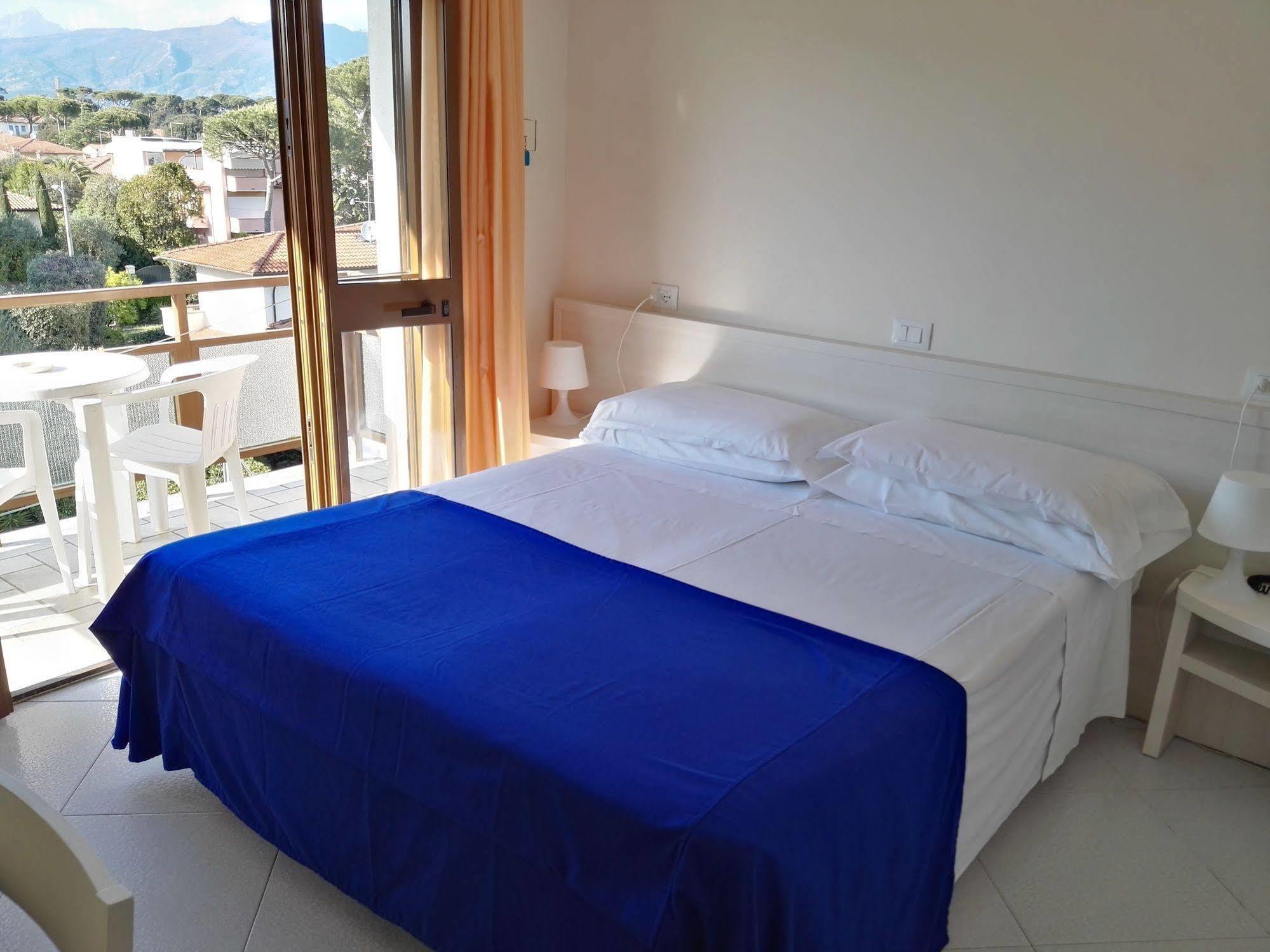 Hotel Elizabeth Marina di Pietrasanta Ngoại thất bức ảnh