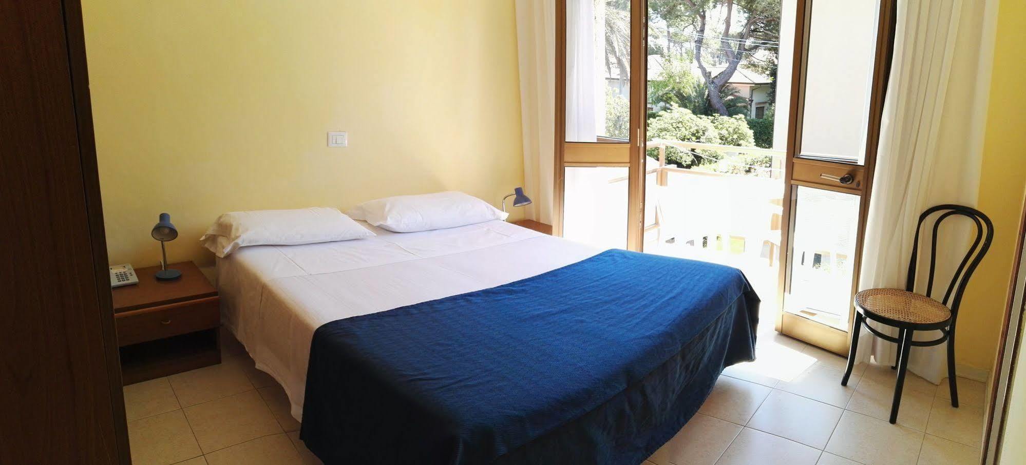 Hotel Elizabeth Marina di Pietrasanta Ngoại thất bức ảnh